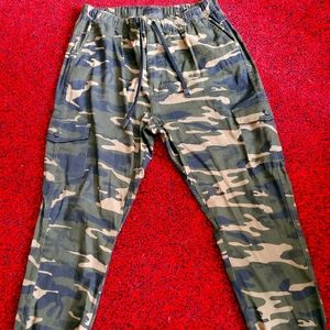 Joggers camouflage